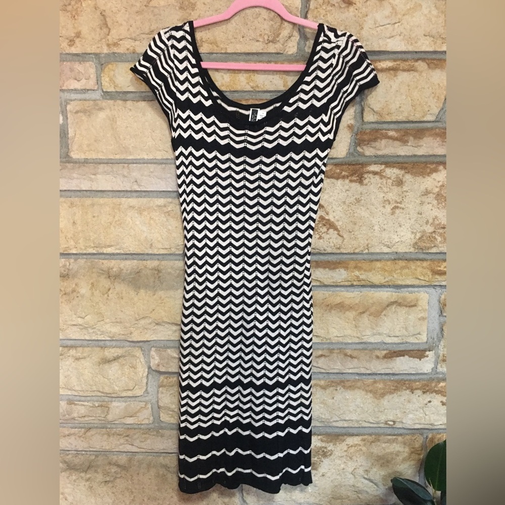 Black and beige chevron knit dress